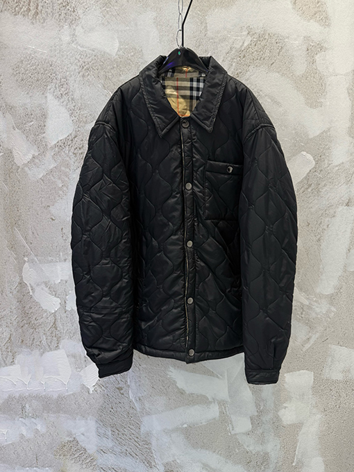 バーバリー ダイヤモンド柄ポケットリバーシブルジャケット