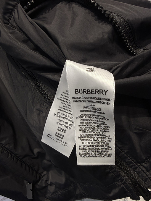 バーバリー 軽量両面チェック柄フード付きジャケット