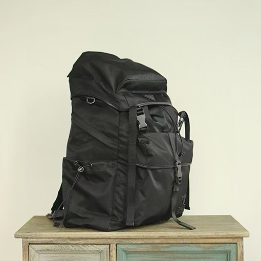 プラダコピー 新しいハイキングバックパック