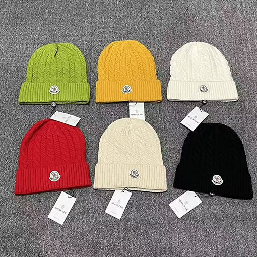 モンクレール クラシックなウール混紡ニット帽