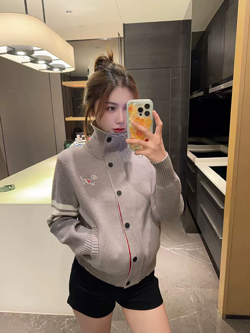 トムブラウン 々しくプレッピーな子犬の刺繍入りジップアップカラーシングルブレストニットカーディガン