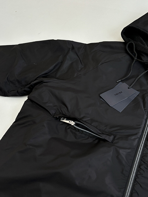 プラダ ロゴフリース ジップアップ フードジャケット