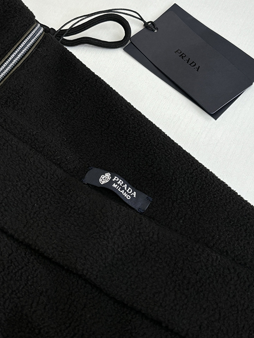 プラダ ロゴフリース ジップアップ フードジャケット