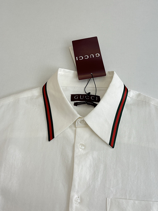 グッチスーパーコピー 尖った襟のシングルブレスト長袖シャツ