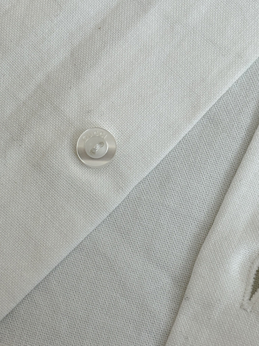 グッチスーパーコピー 尖った襟のシングルブレスト長袖シャツ