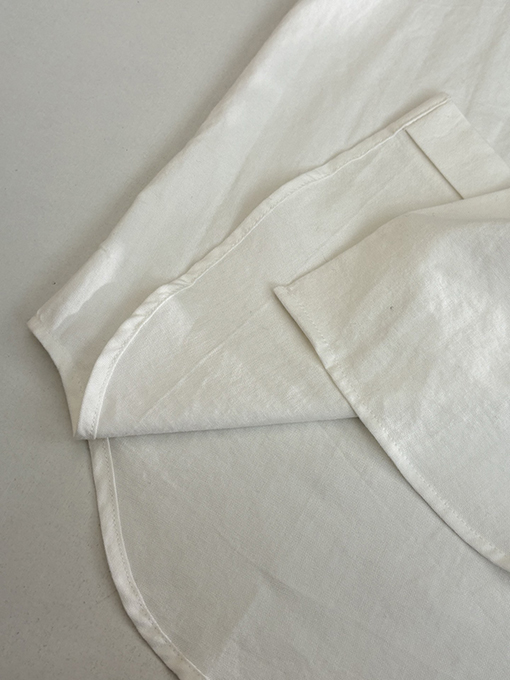 グッチスーパーコピー 尖った襟のシングルブレスト長袖シャツ