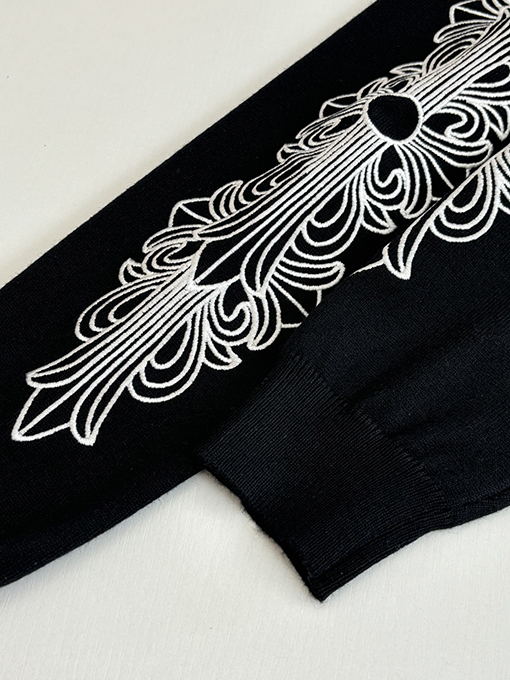 クロムハーツスーパーコピー クロスのスクロール刺繍ウールニットセーター