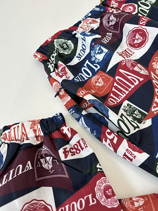 ルイヴィトン カプセルシリーズ オールオーバープリント ジップアップジャケット