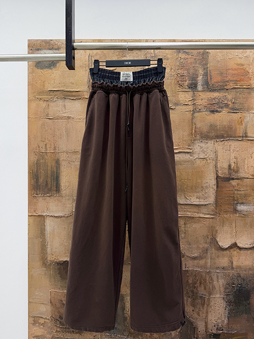 アクネストゥディオズ Acne Studios レザーアップリケ刺繍ダブルウエストバンドスウェットパンツ