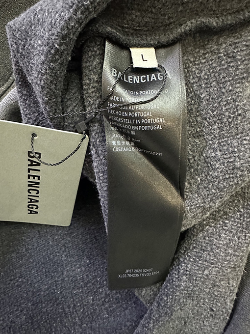 バレンシアガ BALENCIAGA シングルリングスモークウォッシュダメージフード付きスウェットシャツ