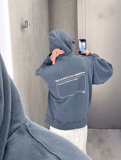 バレンシアガ BALENCIAGA 5つ星スローガンプリントパーカー