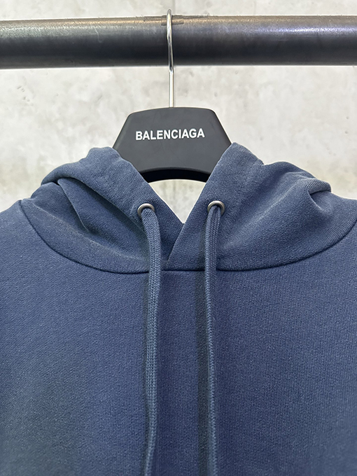 バレンシアガ BALENCIAGA 5つ星スローガンプリントパーカー