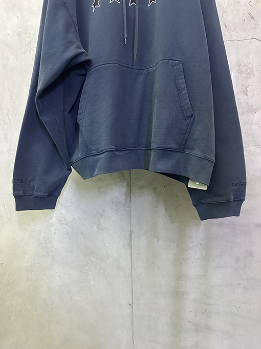 バレンシアガ BALENCIAGA 5つ星スローガンプリントパーカー