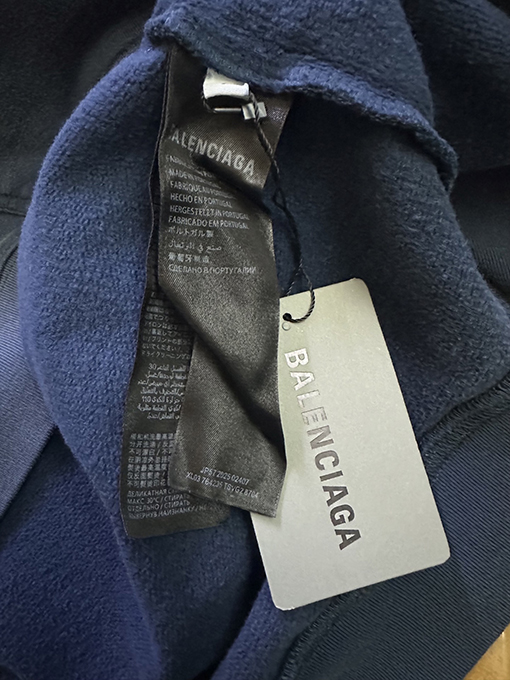 バレンシアガ BALENCIAGA 5つ星スローガンプリントパーカー