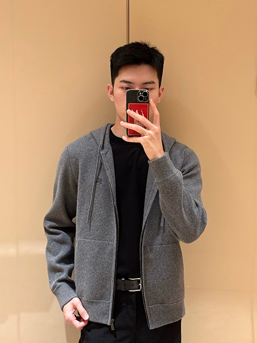 バーバリーコピー ウール混紡のジップアップフード付き刺繍コート