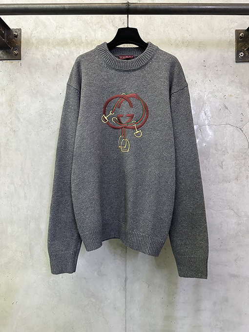 グッチ 新年の赤いランタンダブルG刺繍ニットセーター