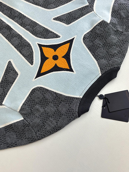 ルイヴィトン Ski 四つ葉のクローバージャカードキルティングクルーネックニットセーターシリ