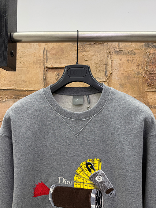 ディオール 新年の限定ポニー刺繍クルーネックスウェットシャツ