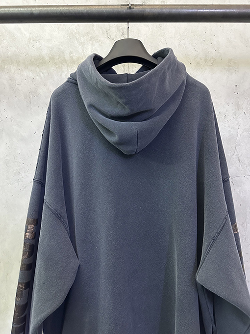 バレンシアガ BALENCIAGA シングルリング刺繍テープフード付きスウェットシャツ