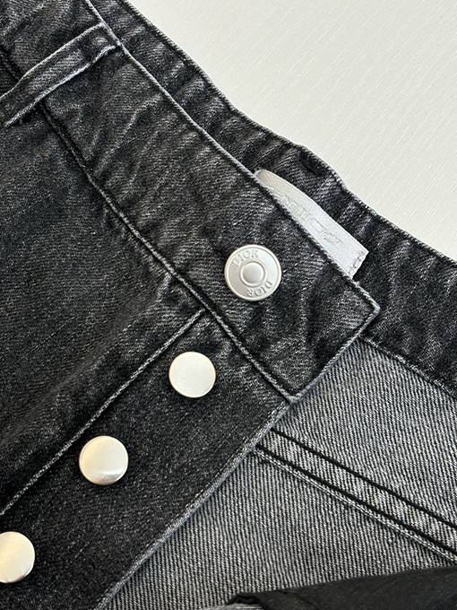 ディオール 新作ブレード刺繍デニムロギングパンツ