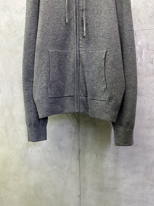 バーバリーコピー ウール混紡のジップアップフード付き刺繍コート