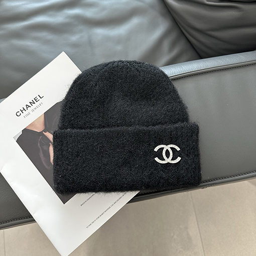 シャネルスーパーコピー ラインストーンウールニット帽