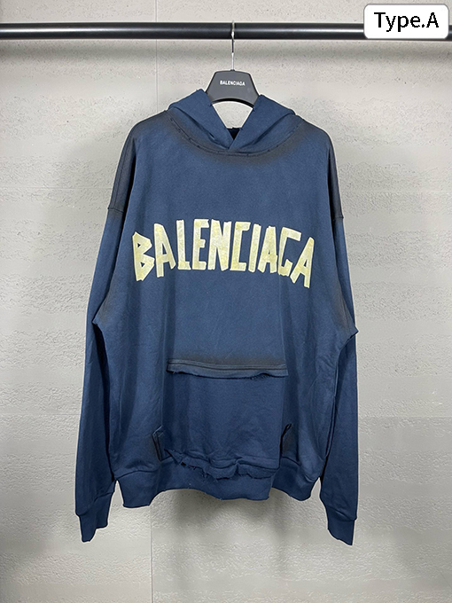 バレンシアガ テープダイレクトインジェクションプリントのダメージフード付きスパーカー