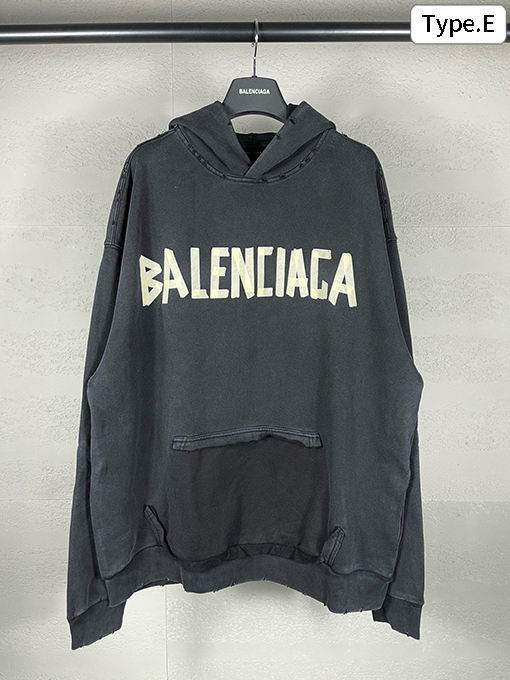 バレンシアガ テープダイレクトインジェクションプリントのダメージフード付きスパーカー