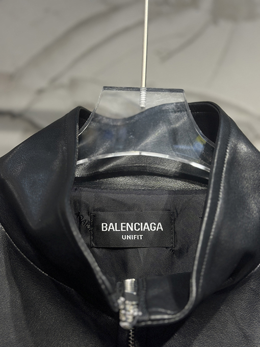 バレンシアガ Balenciaga LUXURY 新作パッチワークレザー刺繍スタンドカラーボンバージャケット