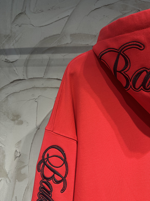 バレンシアガコピー Balenciaga 限定の馬年刺繍ロゴパーカー