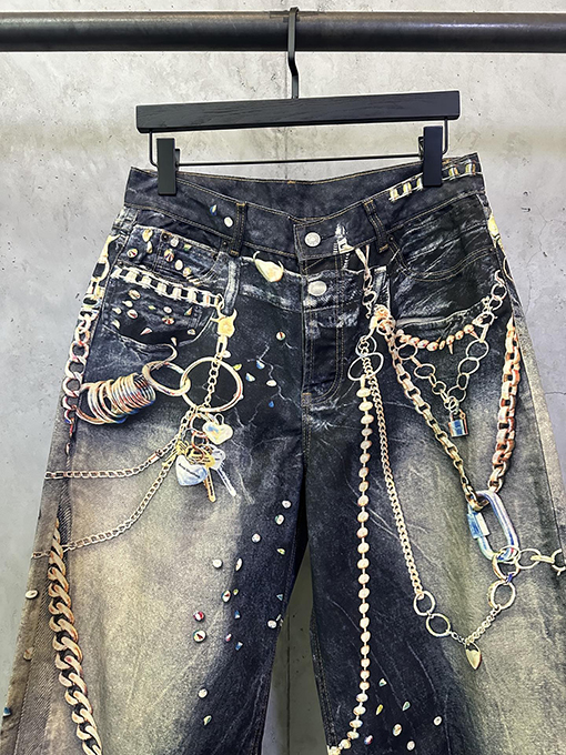 アクネストゥディオズスーパーコピー Acne Studios 3D プリントされた黒とゴールドのチェーンジーンズ