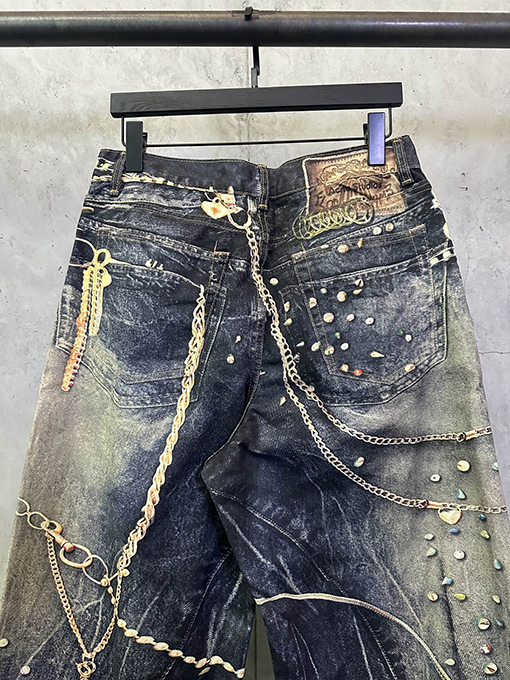 アクネストゥディオズスーパーコピー Acne Studios 3D プリントされた黒とゴールドのチェーンジーンズ