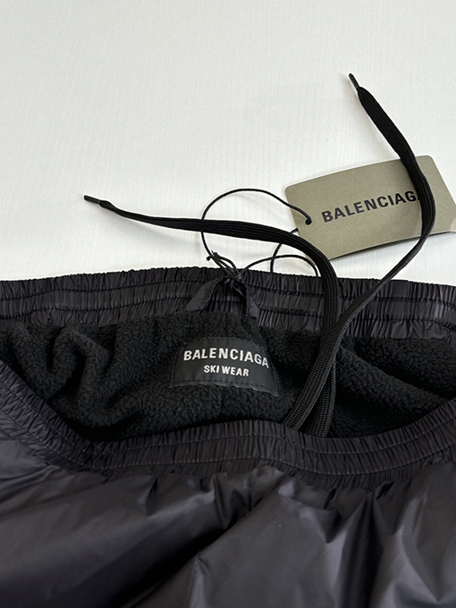 バレンシアガ BALENCIAGA SKIWEAR シリーズ 3B プリントフリース裏地スキーパンツ