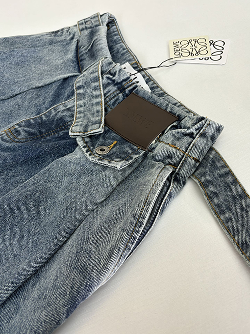 ロエベ デニムレザーラベルベルトジーンズ