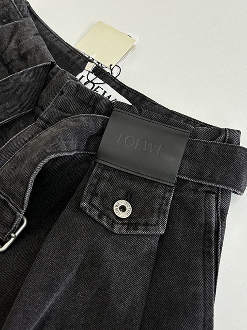 ロエベ デニムレザーラベルベルトジーンズ