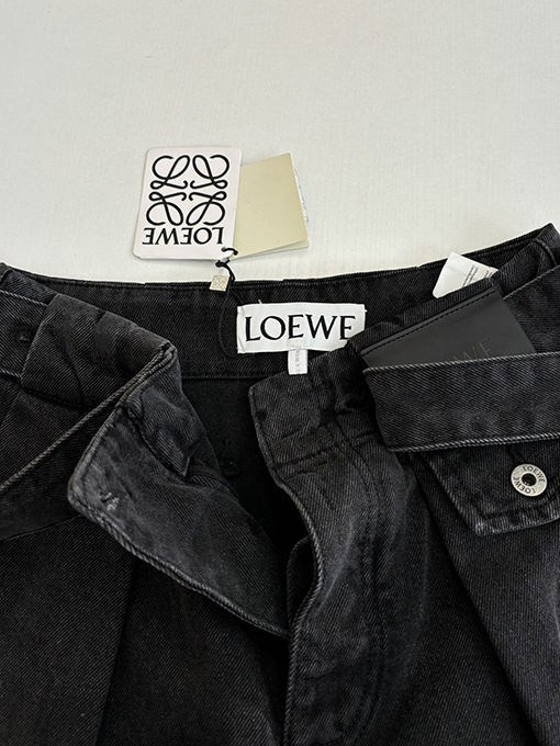 ロエベ デニムレザーラベルベルトジーンズ