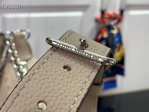 ルイヴィトンコピー レディースバイアPM   ショルダーバッグ M22819 