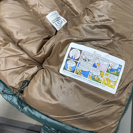 モンクレール MAYA クラシックなショートダウンジャケット