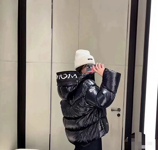 モンクレール Moncler Huppe 新モデルシリーズレディースショートパファージャケットとダウンコート