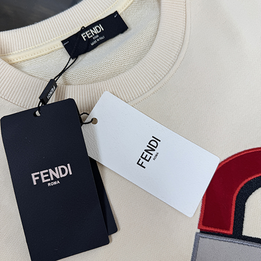 フェンディスーパーコピー 新モデルクルーネックスウェットシャツ