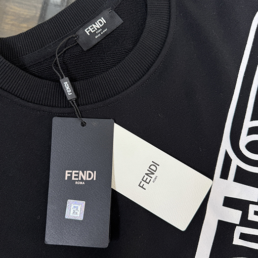 モンクレール クルーネック長袖スウェットシャツ