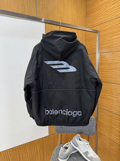 バレンシアガ BALENCIAGA カラーブロックロゴフードジャケット