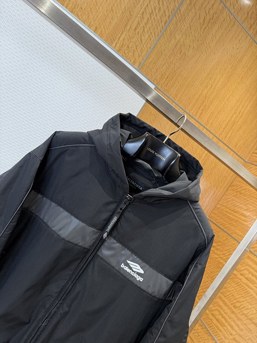 バレンシアガ BALENCIAGA カラーブロックロゴフードジャケット