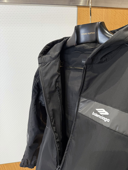 バレンシアガ BALENCIAGA カラーブロックロゴフードジャケット