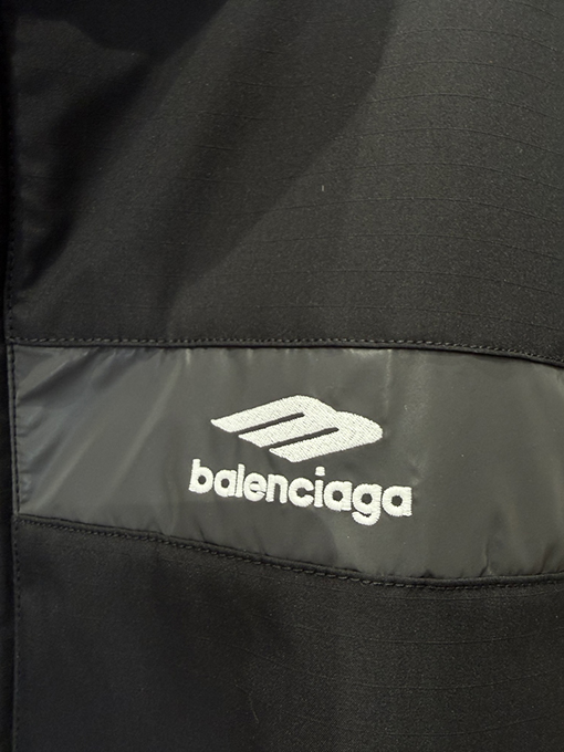 バレンシアガ BALENCIAGA カラーブロックロゴフードジャケット