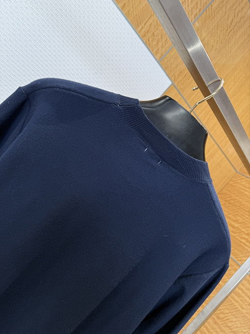 ロエベコピー 刺繍ロゴニットセーター