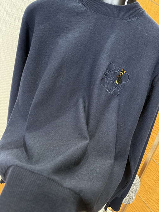 ロエベコピー 刺繍ロゴニットセーター