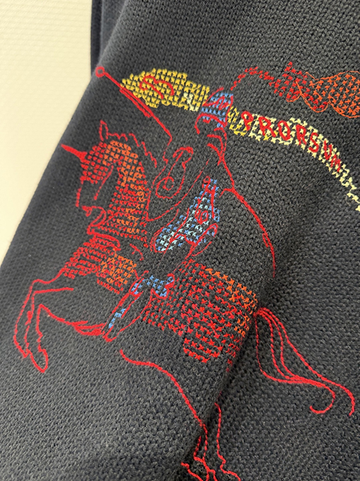 バーバリースーパーコピー 乗馬ロゴ刺繍クルーネックニットセーター