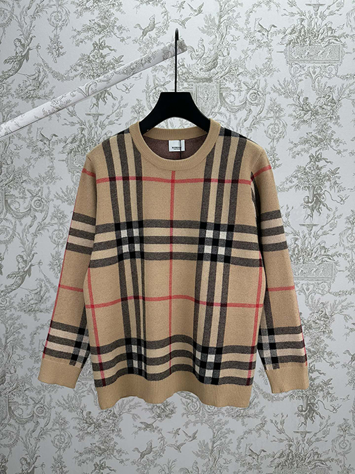 バーバリー 新しいストライプニットウェア