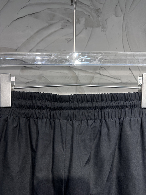 バレンシアガ 両面 ベルトとカジュアルパンツが付いたリバーシブルのフリース裏地トレンチコート